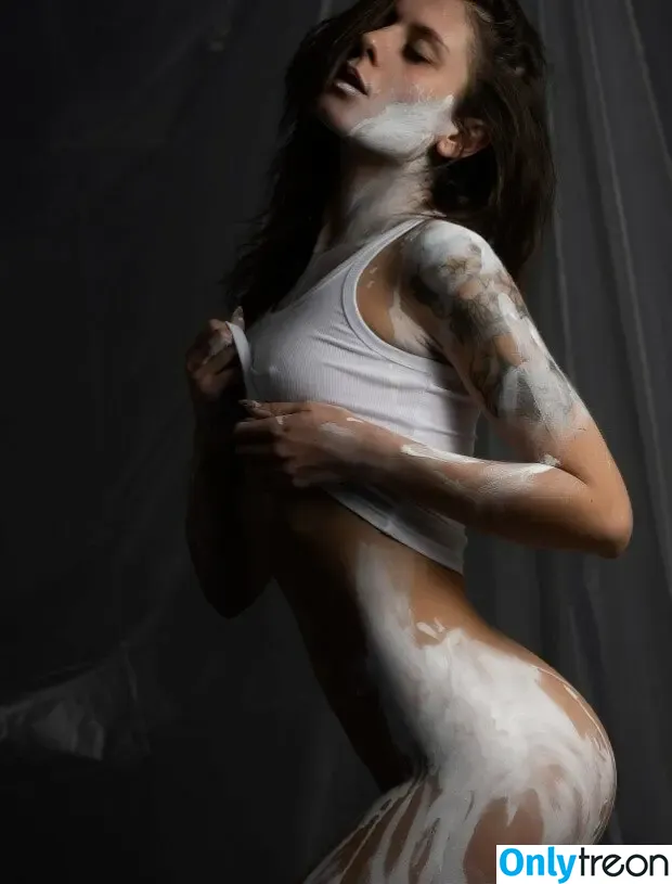 madame.clarisse nude photo #0037 (madameclarisse)