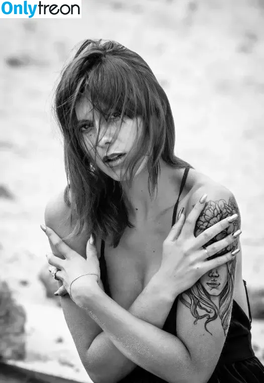 madame.clarisse nude photo #0052 (madameclarisse)
