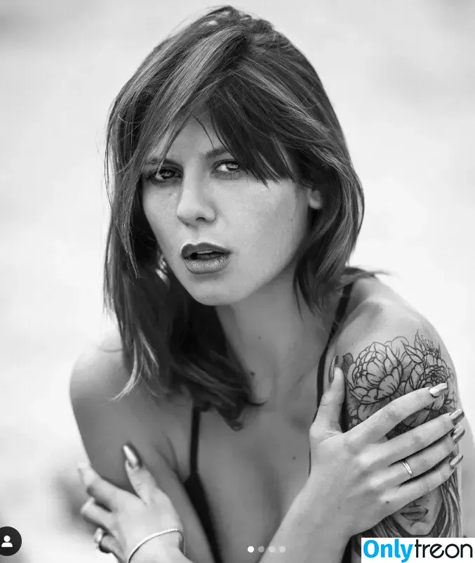 madame.clarisse nude photo #0053 (madameclarisse)