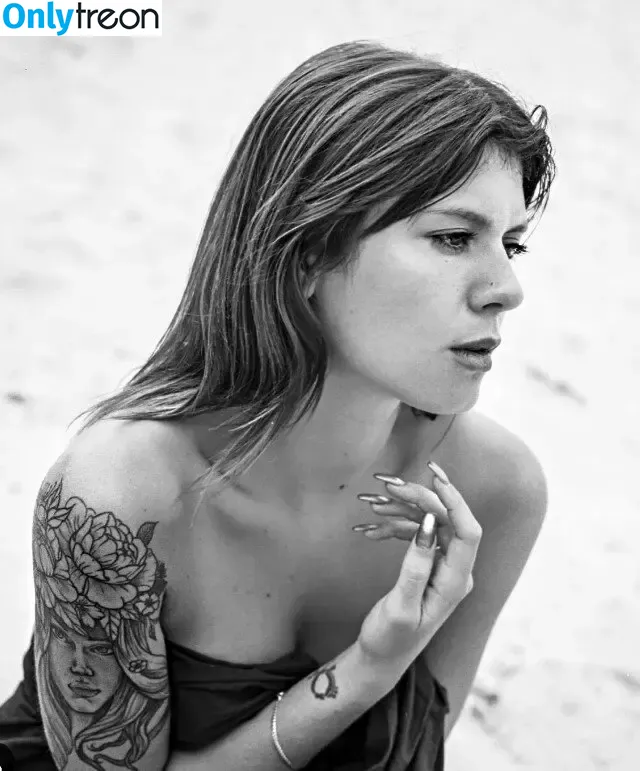 madame.clarisse nude photo #0055 (madameclarisse)