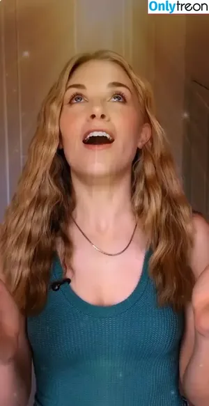 Maddie Moate / maddiemoate nude photo #0030