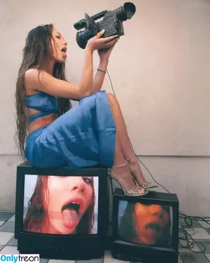 Maddie Ziegler / maddieziegler фото голая #1335