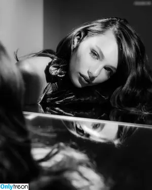Maddie Ziegler / maddieziegler фото голая #1375