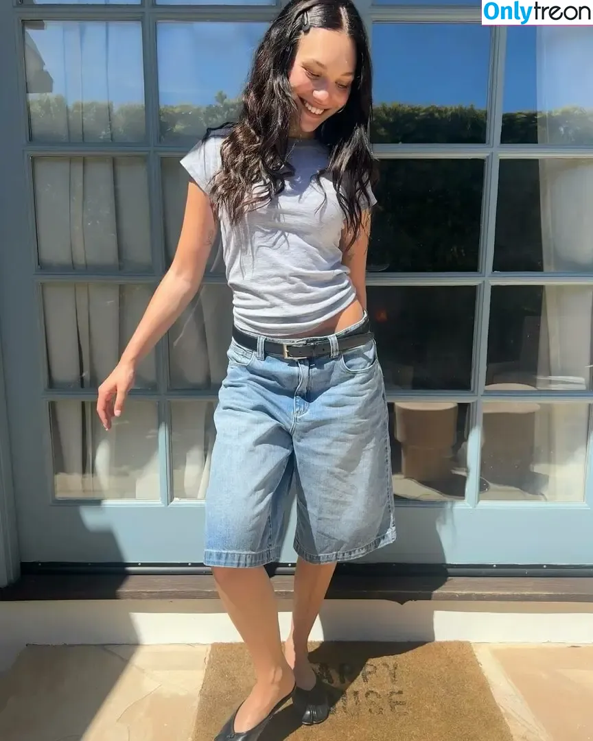 Maddie Ziegler nude photo #1688 (maddieziegler)