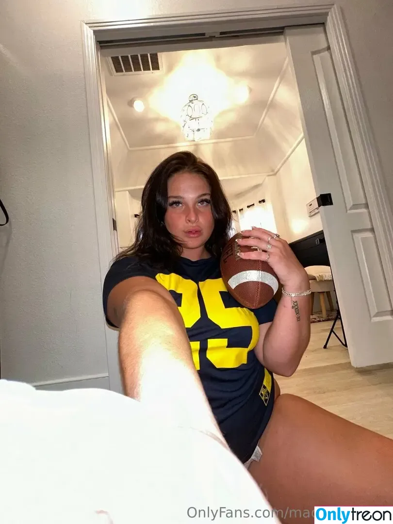 maddiemoon7 голая photo #0018 (maddiemoon7)