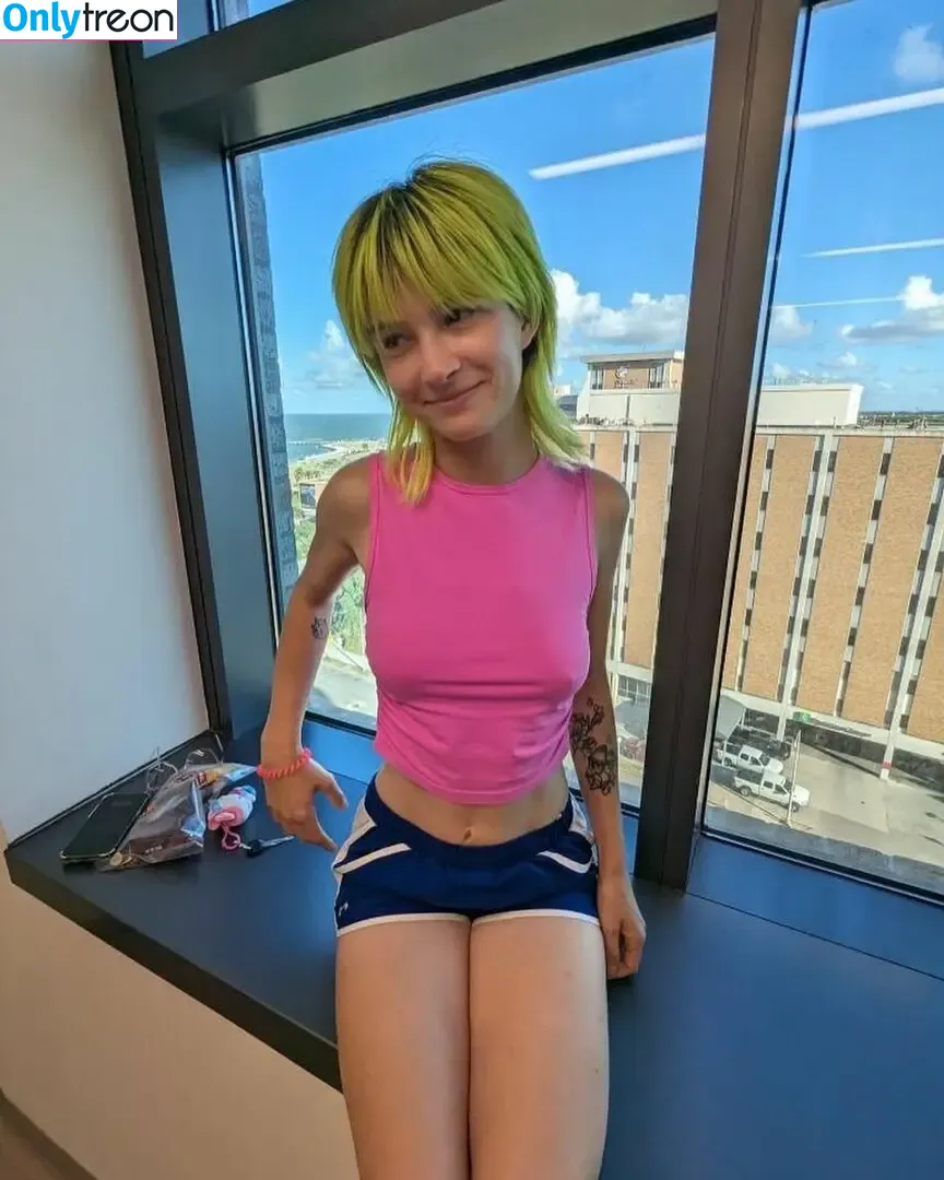 maddiiedee nude photo #0010 (maddiiedee)