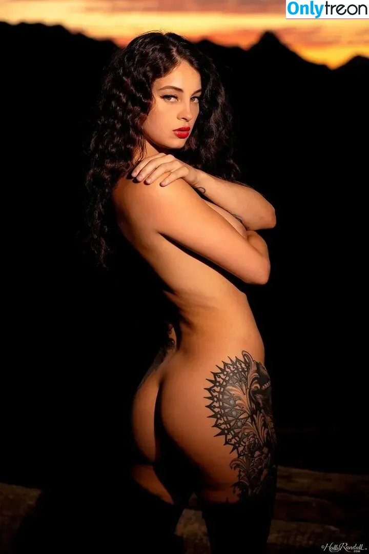 Maddy May голая photo #0037 (realmaddymay)