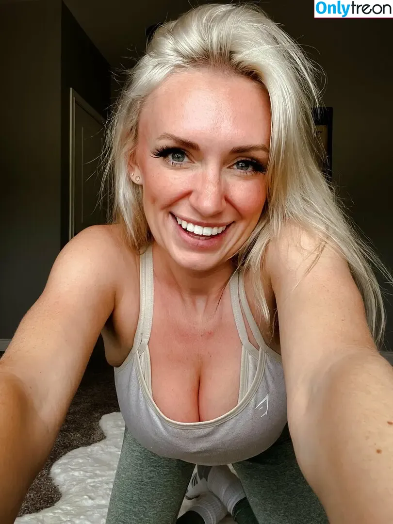maddyspremium nude photo #0032 (themaddy_meadows / themaddymeadows)