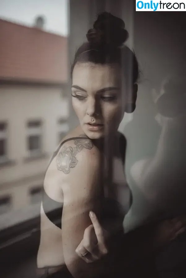 Made by Knospe / Julia Rose nude photo #0004 (made_by_knospe)