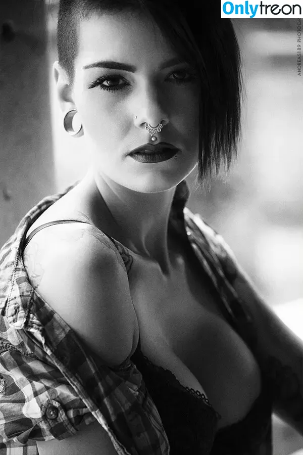 Made by Knospe / Julia Rose nude photo #0007 (made_by_knospe)