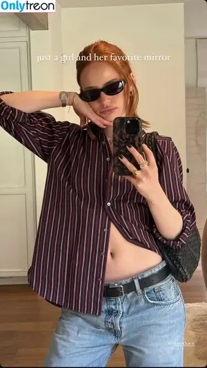 Madelaine Petsch / madelame фото голая #0024