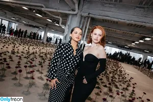 Madelaine Petsch / madelame фото голая #0038