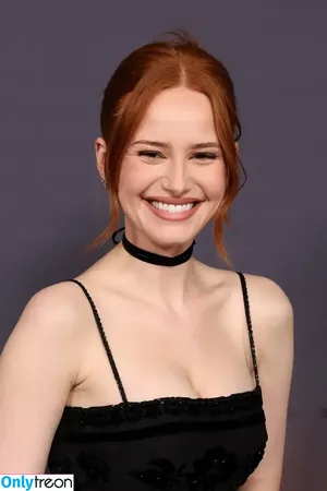 Madelaine Petsch / madelame фото голая #0084