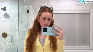 Madelaine Petsch / madelame фото голая #0117