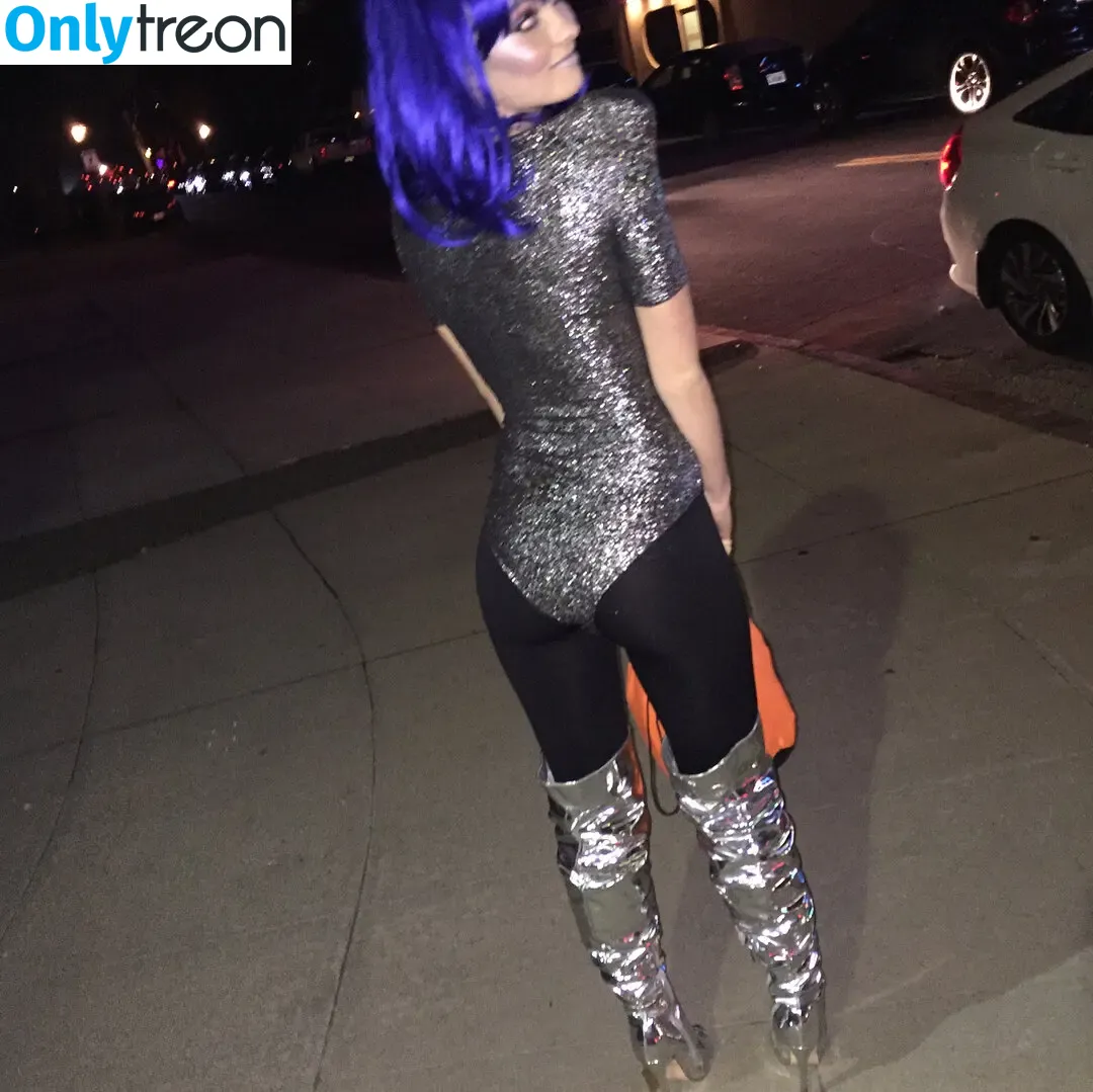 Madeline Carroll голая photo #0005 (dennyboii / madscarroll2)