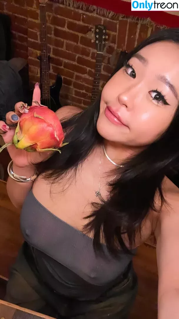 Madeline Jin nude photo #0009 (maddiejinjin)