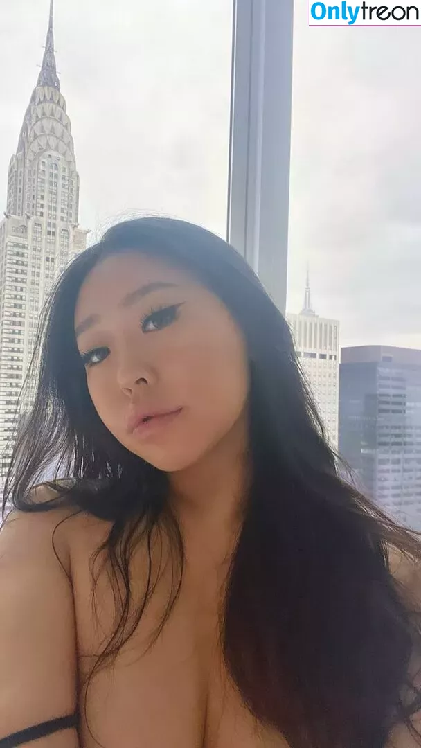 Madeline Jin nude photo #0075 (maddiejinjin)