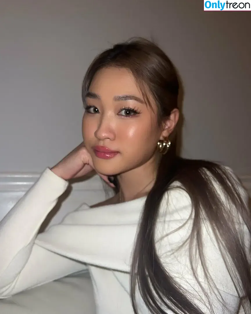 Madeline Shi nude photo #0037 (barbiechinitaaaa)