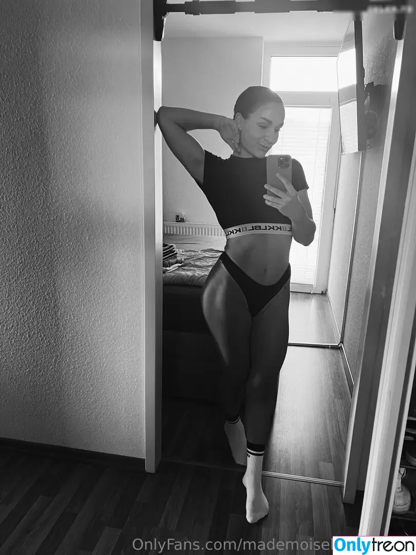 mademoiselle_michele nude photo #0116 (mademoiselle_michele_)