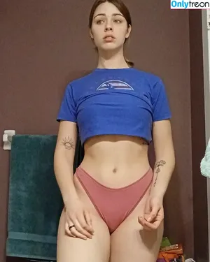 Madfry nude photo #0008