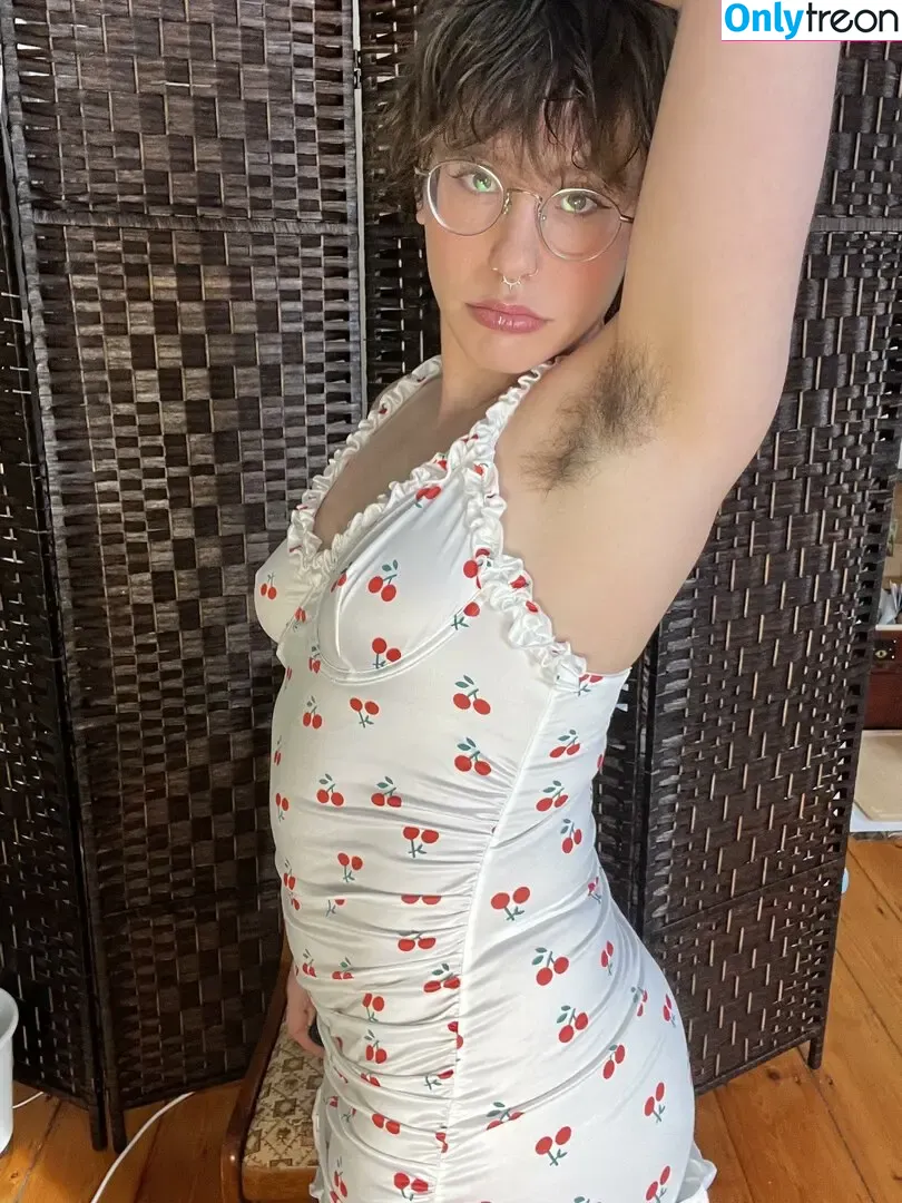 madi356 nude photo #0001 (maddy356 / madison_smith356)