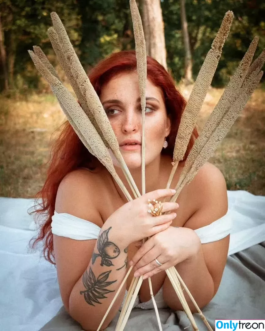 Madia Garganese nude photo #0039 (madiafffakkka)