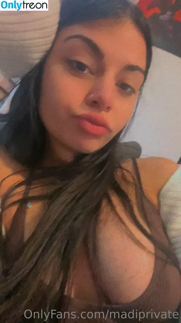 madiprivate nude photo #0027 (madialclosse)