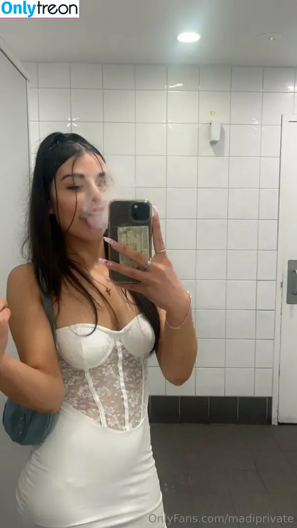 madiprivate nude photo #0050 (madialclosse)
