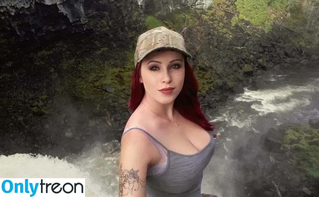 Madison Agnew голая photo #0032 (miss_littlered_ / misslittlered)