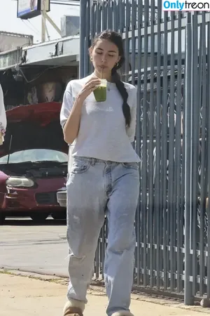 Madison Beer / madisonbeer nude photo #0421