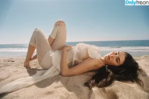 Madison Beer / madisonbeer nude photo #0445