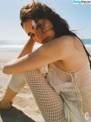Madison Beer / madisonbeer nude photo #0447