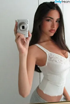 Madison Beer / madisonbeer nude photo #0511