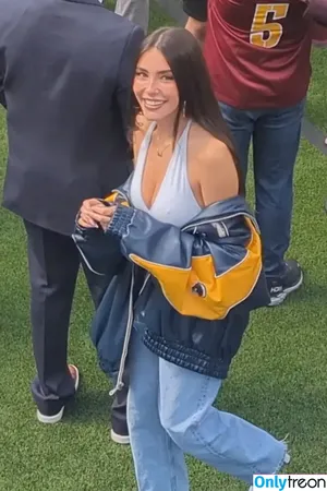 Madison Beer / madisonbeer фото голая #0725