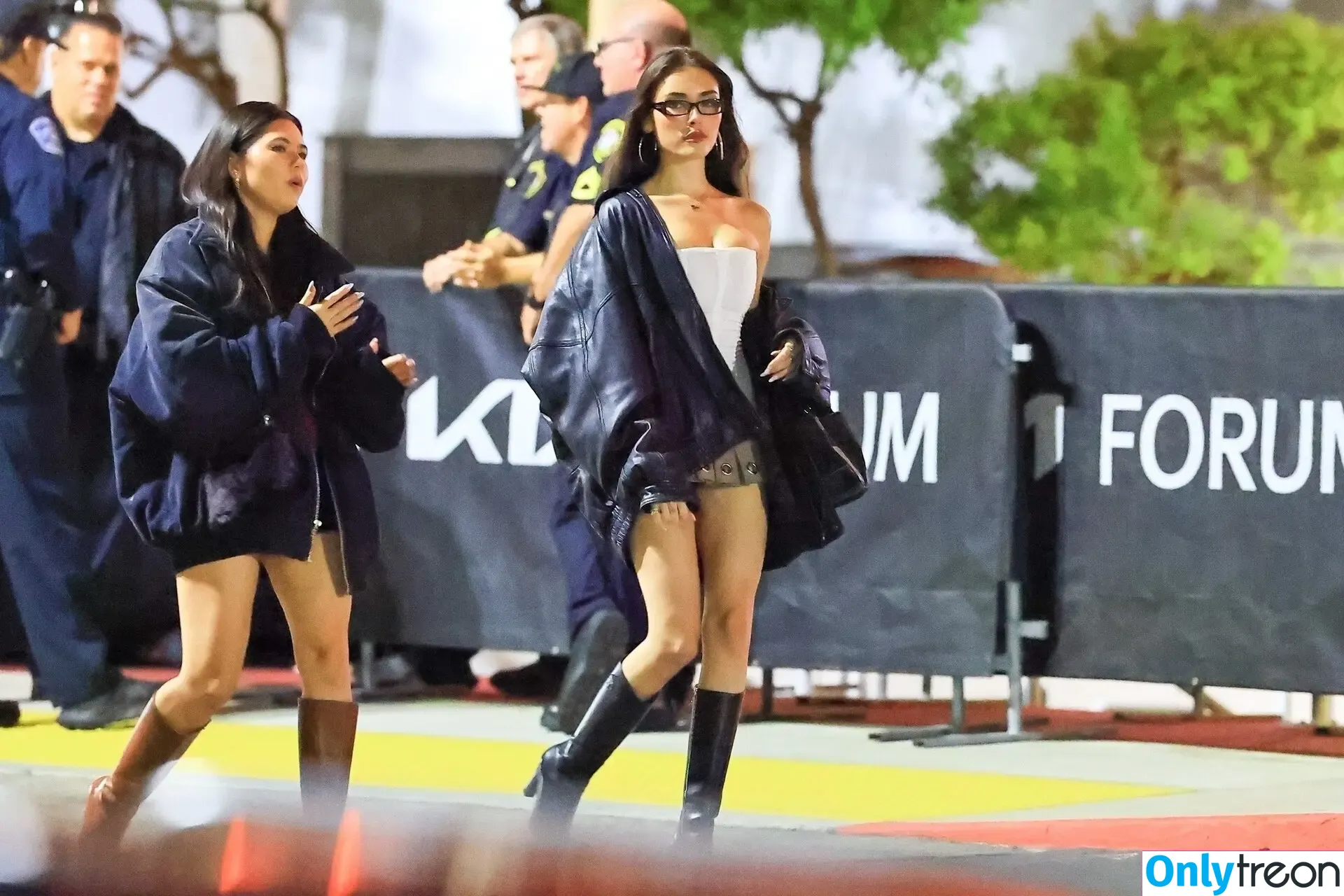 Madison Beer голая photo #0719 (madisonbeer)