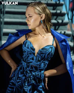 Madison Iseman / Jumanji / itsmsmadi / madisoniseman фото голая #0035
