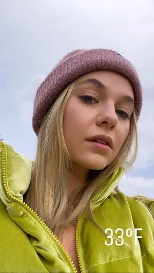 Madison Iseman / Jumanji / itsmsmadi / madisoniseman фото голая #0049