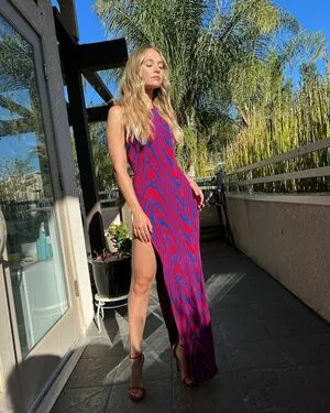 Madison Iseman / Jumanji / itsmsmadi / madisoniseman фото голая #0059