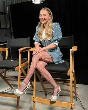 Madison Iseman / Jumanji / itsmsmadi / madisoniseman фото голая #0127