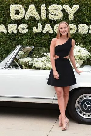 Madison Iseman / Jumanji / itsmsmadi / madisoniseman nude photo #0283