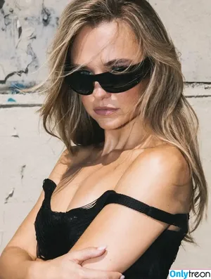 Madison Iseman / Jumanji / itsmsmadi / madisoniseman nude photo #0518