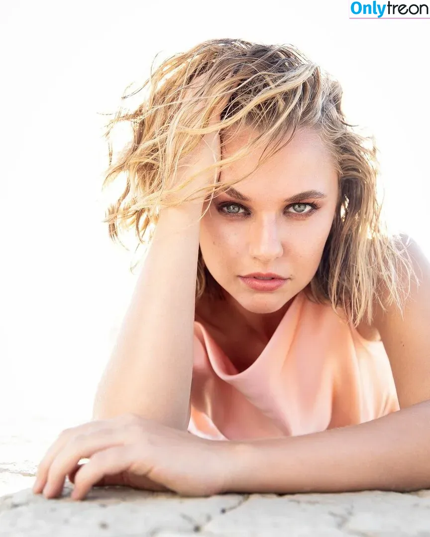 Madison Iseman голая photo #0166 (Jumanji / itsmsmadi / madisoniseman)