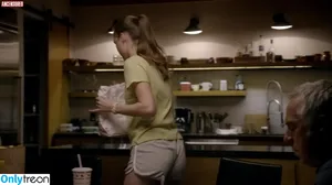Madison Lintz / madisonlintz nude photo #0224