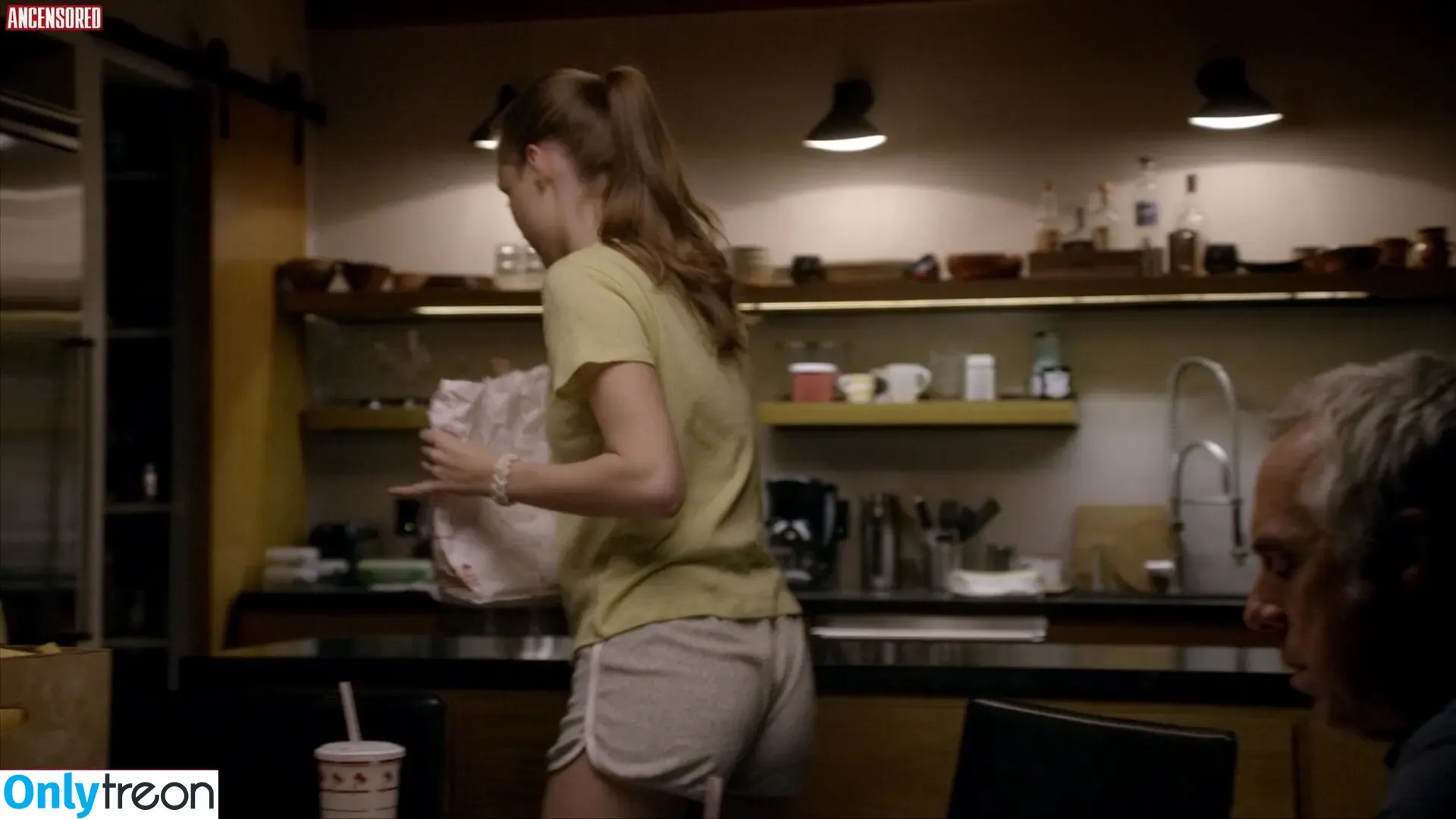 Madison Lintz nude photo #0224 (madisonlintz)