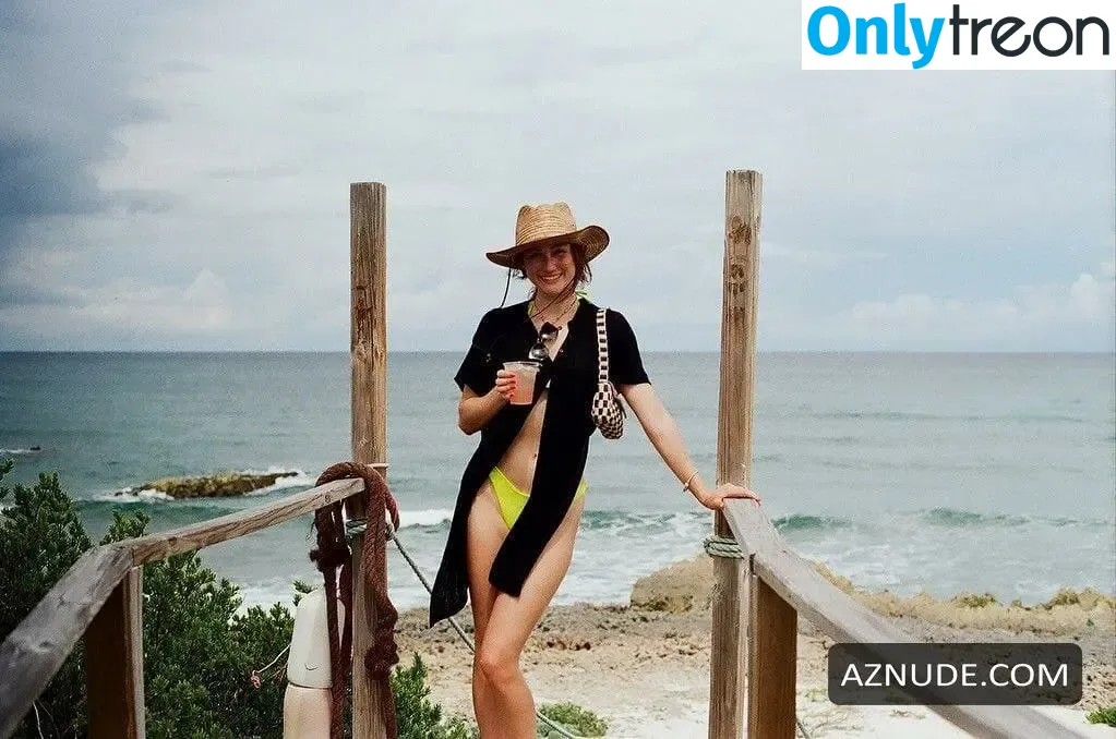 Madison Lintz nude photo #0228 (madisonlintz)