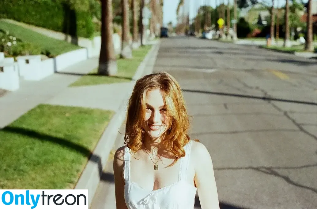 Madison Lintz nude photo #0237 (madisonlintz)