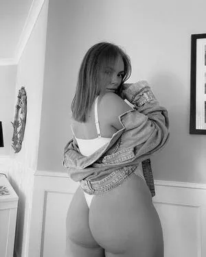 Madison Mclachlan / madison420ivy / madisonmclachlan nude photo #0508