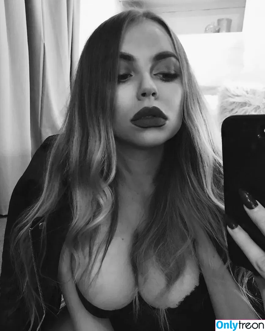 Madison Mclachlan голая photo #0118 (madison420ivy / madisonmclachlan)