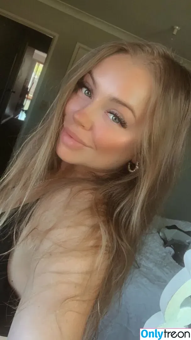 Madison Mclachlan голая photo #0171 (madison420ivy / madisonmclachlan)