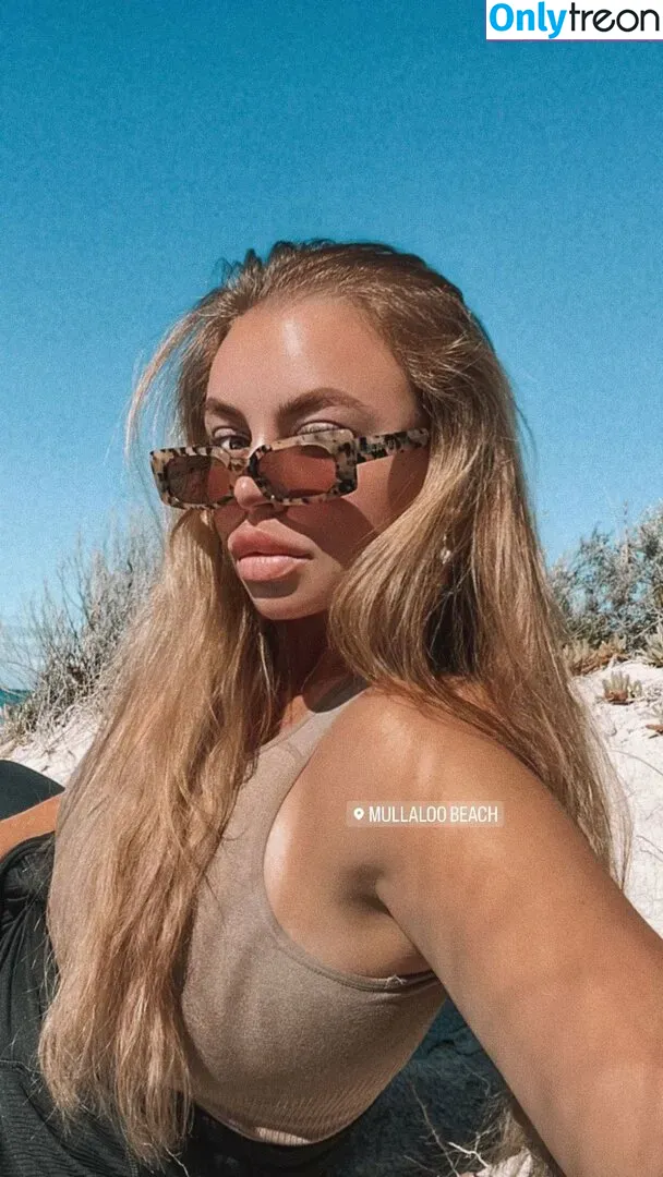 Madison Mclachlan голая photo #0184 (madison420ivy / madisonmclachlan)